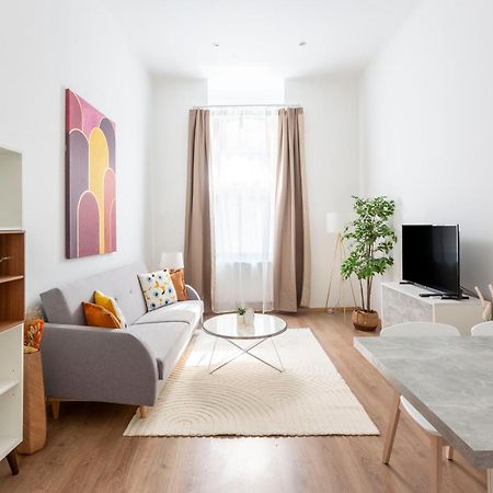 Cozy & Pleasant Homes In The Heart Of Budapest Eksteriør bilde