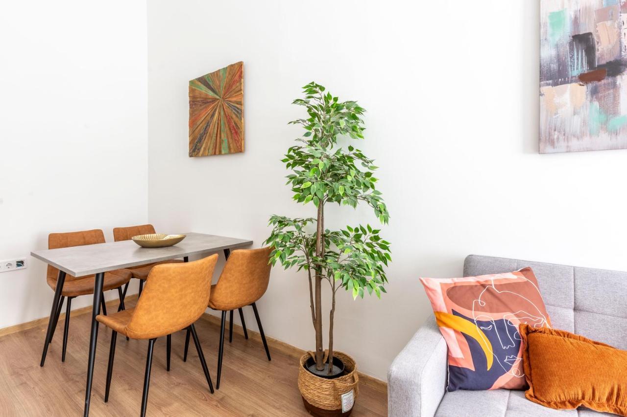 Cozy & Pleasant Homes In The Heart Of Budapest Eksteriør bilde