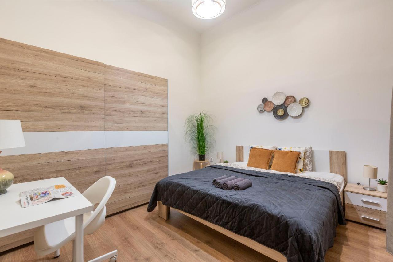 Cozy & Pleasant Homes In The Heart Of Budapest Eksteriør bilde